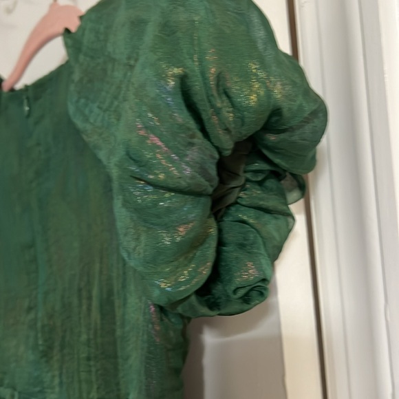 Jessa Kae Mommy & Me matching green puff sleeve faux wrap dresses - Picture 5 of 13